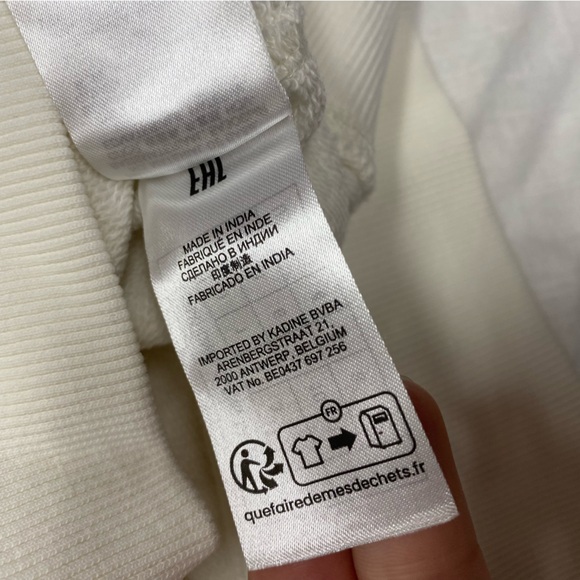 Essentiel Antwerp Hecrazy embroidered sweatshirt in off-white organic cotton - Picture 8 of 10